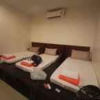 Review photo of Lub Sbuy Hostel from Thitikarn S.