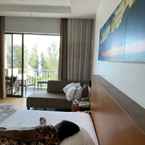 Review photo of Bayview Beach Resort 2 from Theresia E. K.