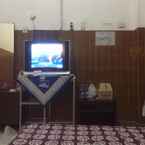 Review photo of OYO 461 Hotel Madukoro Near RSI Hidayatullah from Thropy A. U.