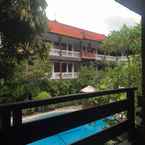 Review photo of Simpang Inn Kuta from Vita M. F. W.