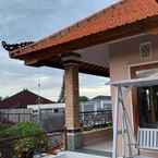 Review photo of OYO 4003 Ceria Guesthouse Seminyak from Rahmat I. P.