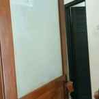 Review photo of RedDoorz Syariah @ Jalan Simpang Gajayana 4 from Myrna S.