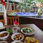 Review photo of Nyiur Indah Beach Hotel from Ratna F.