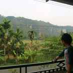 Review photo of Kaniak Homestay Syariah 5 from Dewi M.