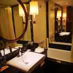 Review photo of Central Hotel Shanghai 6 from Wanwisa N.