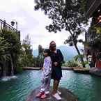 Review photo of Edensor Hills Villa, Resort & Cafe Sharia 3 from Santi S.