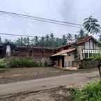 Review photo of OYO 1725 Banyu Asem Residence 2 from Dhede C. S.