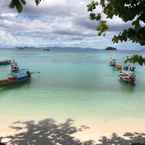 รูปภาพรีวิวของ Castaway Beach Resort Koh Lipe จาก Aungkhena H.