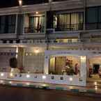 Review photo of De Sea Almond Hotel 2 from Jannette E. A. F.