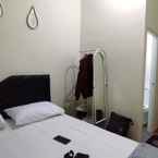 Review photo of Adipura Guesthouse Syariah Mitra RedDoorz near Terminal Nganjuk 2 from Gustaf F.