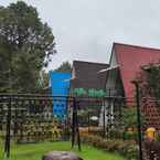 Review photo of Kampung Febri Hotel 5 from H***h