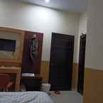Review photo of RedDoorz Plus @ La Asiana Guest house 3 from G***t