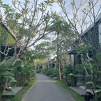 Review photo of The Westlake Hotel & Resort Yogyakarta 2 from A***a