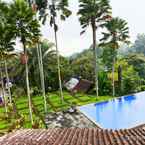 Review photo of Hotel Kampung Lumbung 2 from A***n