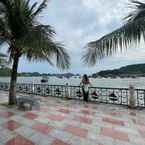 Review photo of Cat Ba Rosalia Hotel from N***a