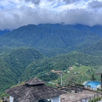 Review photo of Sapa Cat Cat Hills Resort & Spa 2 from S***a