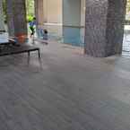 사진 리뷰{hotelName} {색인} from {사용자 이름}