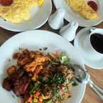 Review photo of Whiz Prime Hotel Sudirman Makassar from E***s