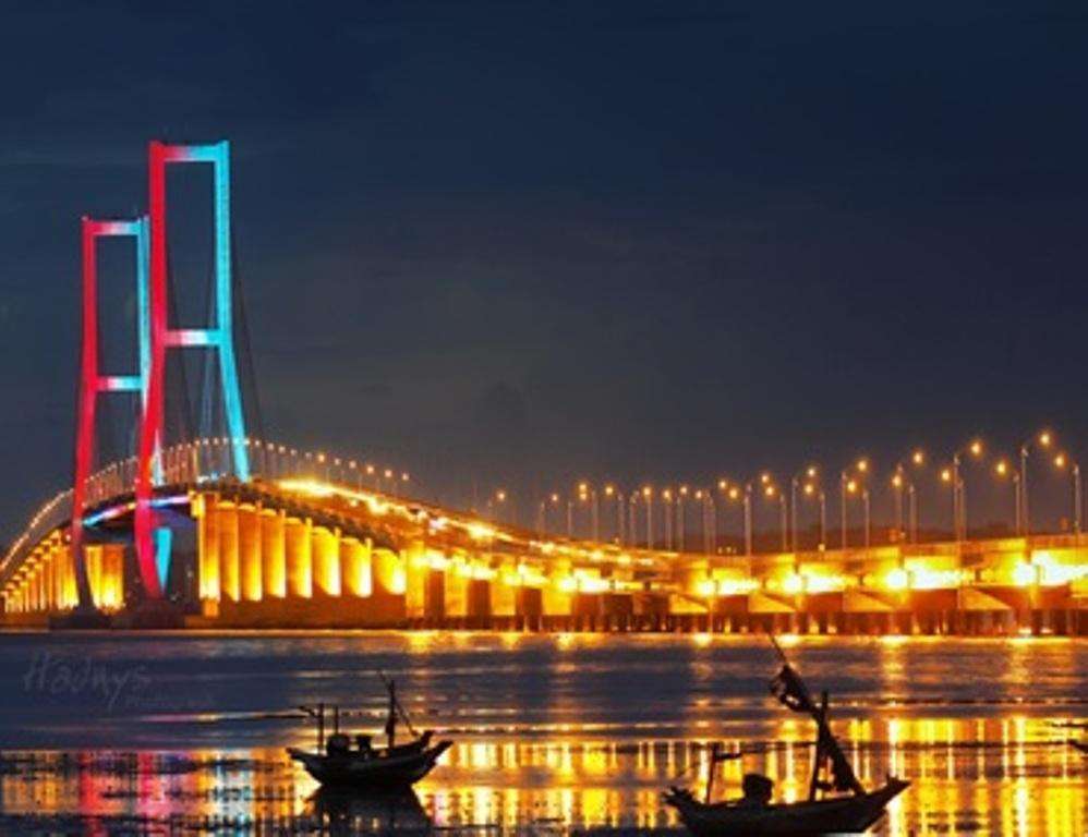 A Traveler's Guide to Surabaya: Discovering the Soul of Indonesia's City of Heroes
