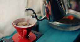 Kato Coffee Shop, Higashi
