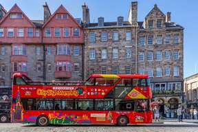 บัตรโดยสารรถบัสเปิดประทุนทัวร์เมืองเอดินเบอระ (Edinburgh Hop-on & Hop-off Bus)