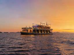 Sunset Party Cruise by Ayana Lako Sae - 2-Hour Tour