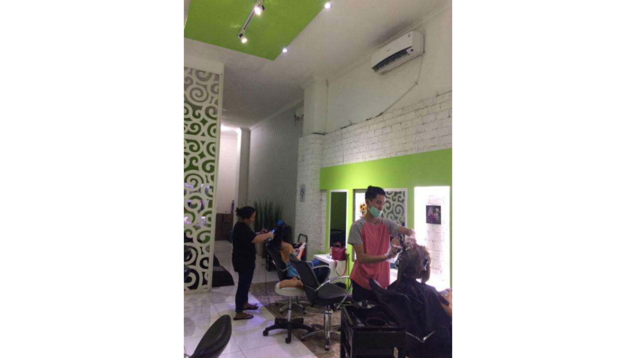 Blow Me Salon  Khusus  Wanita  Quick Easy Booking with 
