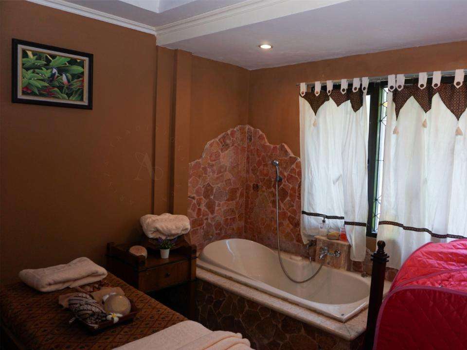Arisza Beauty Traditional Spa Khusus Wanita  Harga 