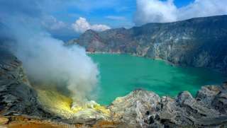 Ijen-Baluran oleh YukBanyuwangi - Tur 1 Hari, Rp 575.000