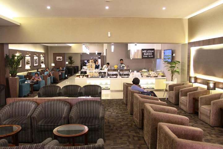 Blue Sky Premier Lounge Terminal 2d Soekarno Hatta