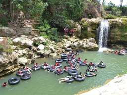 Paket Tour Jogja 1 Hari Rafting Sungai Oya (Rafting Sungai Oya, Air Terjun Sri Getuk, Lintang Sewu) by Aro Wisata Tour