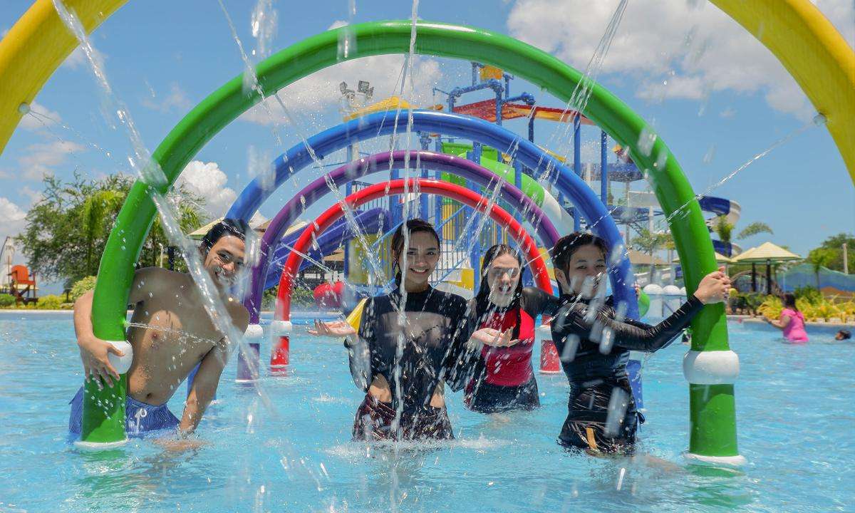 Adventure Beach Waterpark Entrance Fee Subic Promotion 2020 Traveloka 