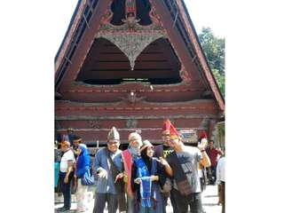 Medan - Lake Toba - Berastagi - 4D3N Tour, Rp 2.815.105