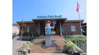 Wisata Edukasi Kebun Pak Budi Tickets, Rp 20.000