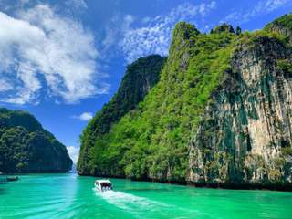 ทัวร์เกาะพีพีด้วยเรือเร็วกระบี่ - 1 วัน, THB 1,600.00