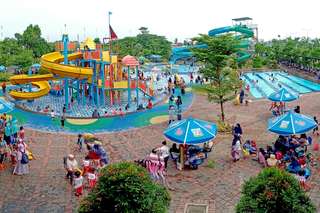 Green Lake View Waterpark Tickets, Rp 50.000