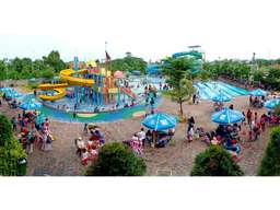 Green Lake View Waterpark Tickets, Rp 35.000