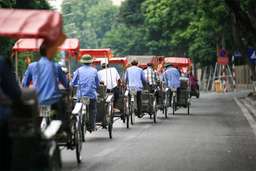 Tour xích lô phố cổ Hà Nội - 1 giờ, 187.500 VND
