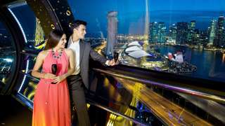 Singapore Flyer + Time Capsule Ticket with Optional Premium Beverage Flight or Sky Dining Experience  | Singapore, Rp 940.721