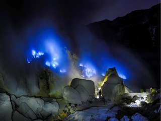 Blue Fire at Kawah Ijen Start Surabaya - 1-day Tour, THB 1,590.09