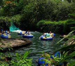 Lippo Cikarang Waterboom Tickets, Rp 45.000