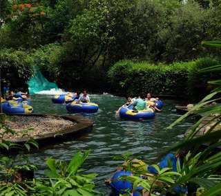 Waterboom Lippo Cikarang Ticket