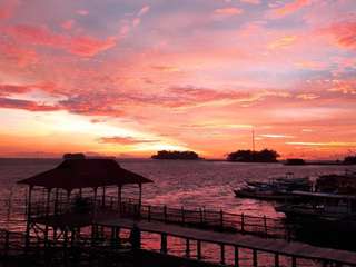 Hope Island Tour - 2 Days 1 Night, Rp 425.000