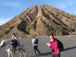 Ijen Crater and Mount Bromo Car Tour - Tur 3H2M, Rp 2.850.000