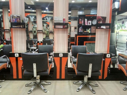 Yopie Salon Kawula Muda Lippo Plaza Buton 1