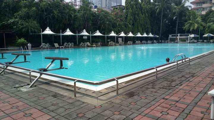 kolam renang terdekat jakarta