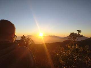 Sunrise Gunung Papandayan - 8-hour Tour, Rp 450.000