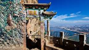 1-Day Kunming tour with the West Hill,Dragon Gate and Bamboo Temple