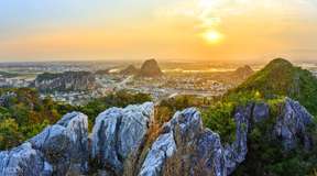 Marble Mountains and Monkey Mountains Sunset Tour from Hoi An 