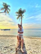 Paket Honeymoon Romantic Escapes Karimunjawa 3D2N - EscapeinAja Travel 